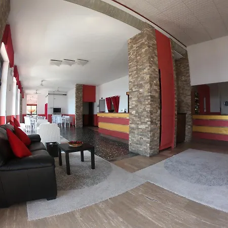Hotel Monique